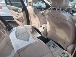A picture of Mercedes Benz Glc300
