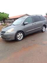 A picture of Toyota Sienna 2006 Partly first body Engine Ac Gear