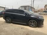 A picture of 2016 TOYOTA HIGHLANDER XLE