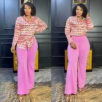 A picture of Womens dressing 0765322558whtsp.norml0612302885