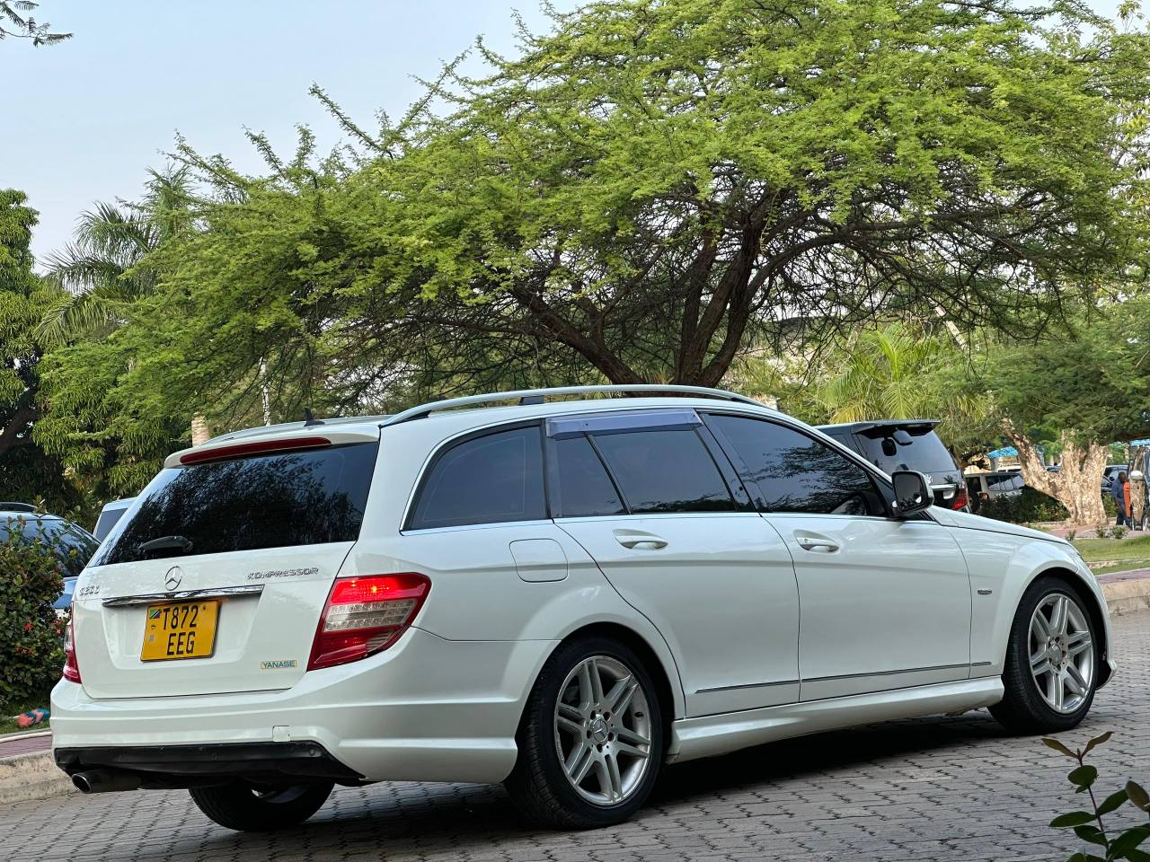 A picture of Mercedes Benz for sale