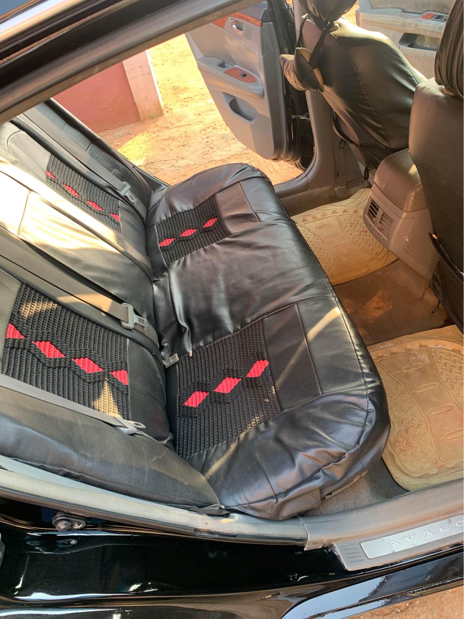 A picture of Toyota Avalon
