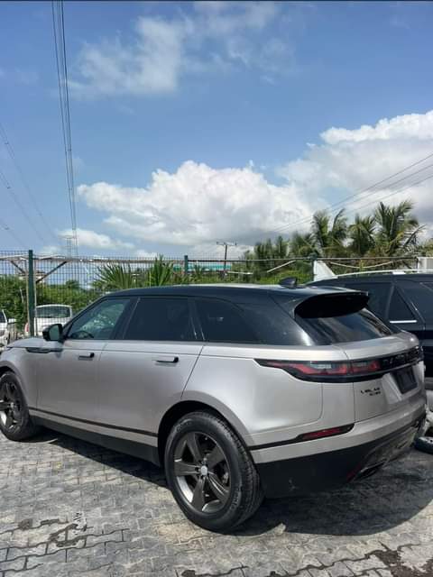 A picture of 2018 Range Rover 018 Range Rover Velar P 380