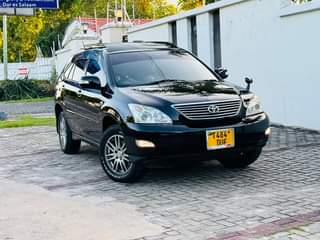 A picture of TOYOTA HARRIER NEW TSH 23 8M 0719524698