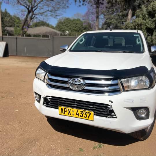 used toyota hilux