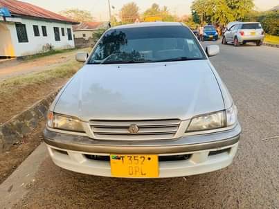 A picture of Toyota premio old