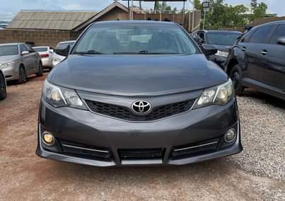 A picture of Camry 2014 Neatly used first body Nothing to fix buy