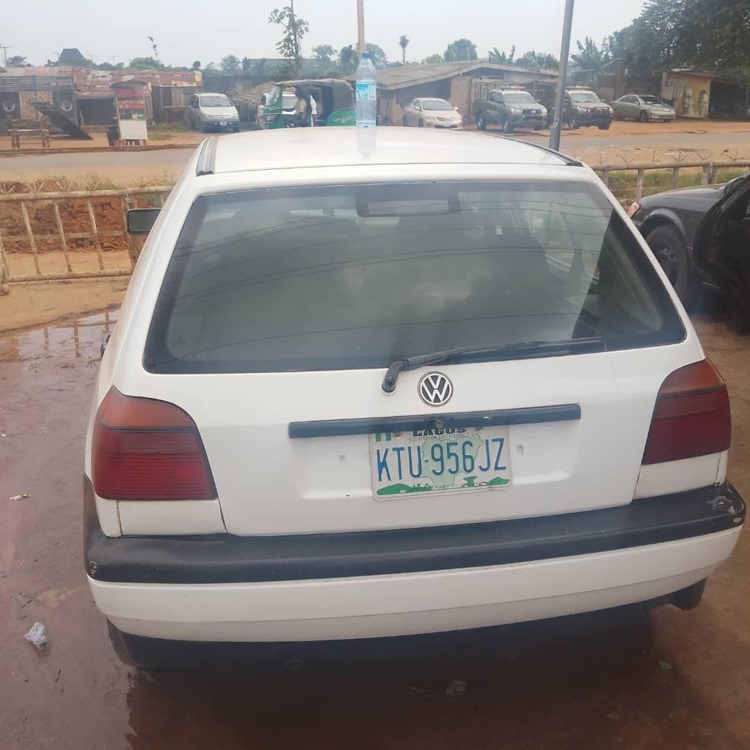 A picture of 2004 Golf golf