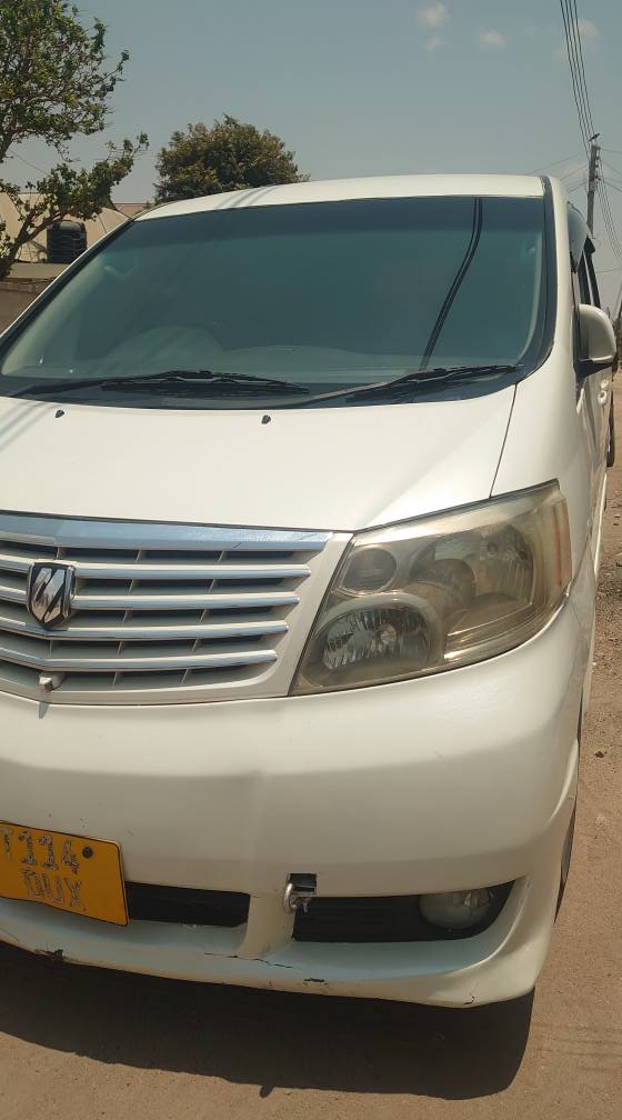 A picture of Toyota alphard
