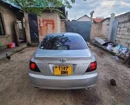 A picture of TOYOTA MARK X