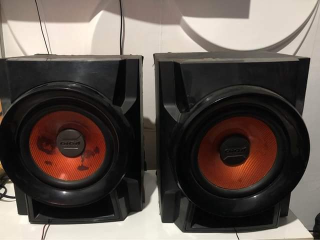 A picture of Speakers