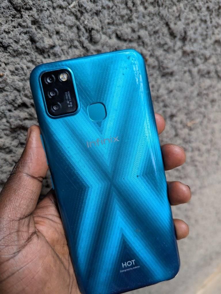 A picture of Infinix hot 10 lite