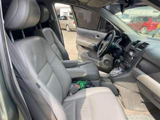 A picture of HONDA CRV 09