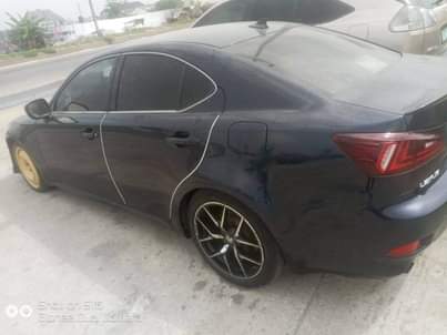 A picture of Is250