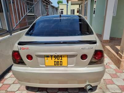 A picture of Toyota Altezza DBD Bei 5.8m