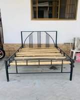 A picture of Vitanda vipo 5 6 Bei 165 kwa 220 chagua unacho