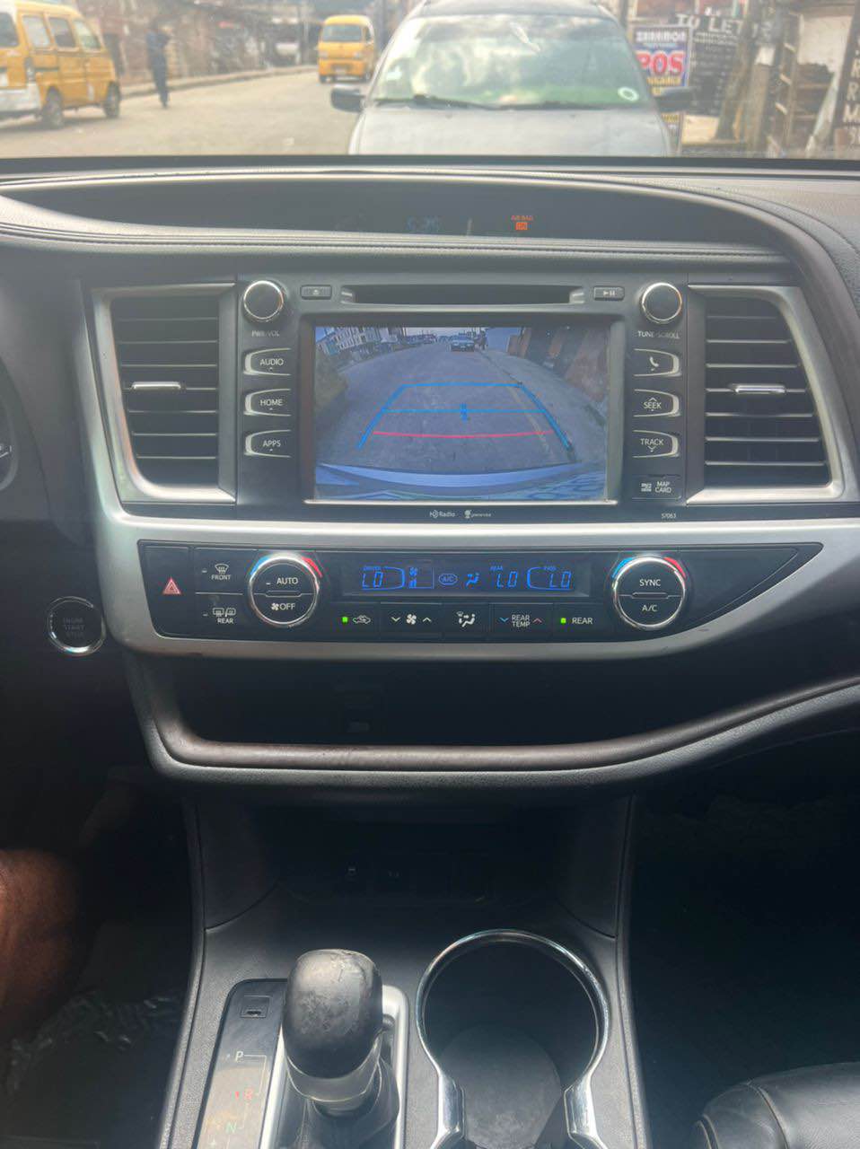 A picture of 2016 Toyota Highlander XLE
