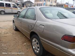 A picture of Toyota Camry tiny light