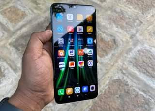 A picture of REDMI NOTE 8