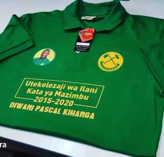 A picture of TUNAPRINT T SHIRT NA KUDARIZI PIA TUNAUZA T SHIRT