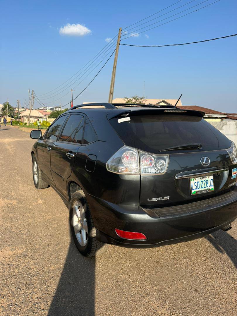 A picture of registered 2008 lexus rx 350 for sale Toks standard