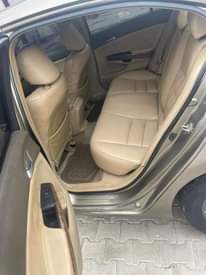 A picture of Honda Accord 08
