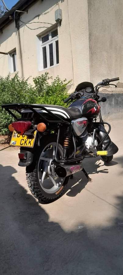 A picture of BOXER 150cc GIA 5 BEI 1 280 000 Mbeya Mjini