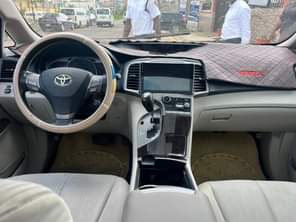 A picture of VENZA 2012 FOR SERIOUS BUYERS Clean 4plugs venza 2012 Tokumbo