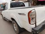 A picture of Neatly used 04 Tundra
