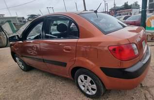 A picture of Sweet ride registered 2006 kia Rio Engine very cool Gear