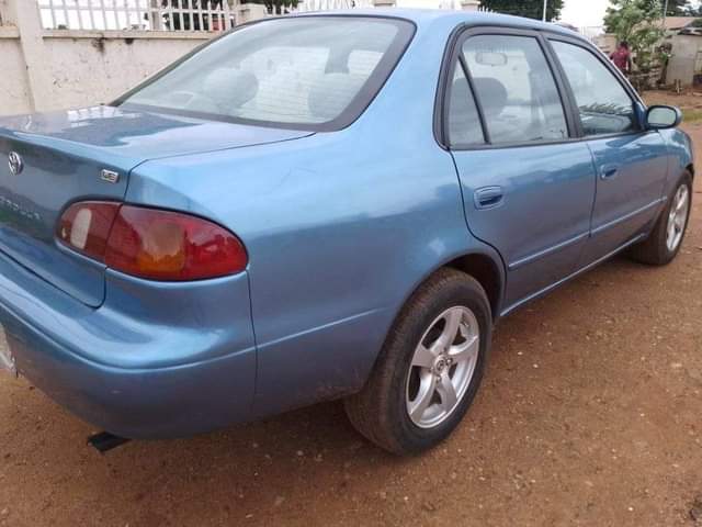 A picture of 2000 Toyota Corolla LE Nigerian used