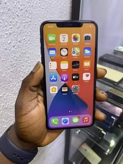 A picture of Uk Used iPhone 11 Pro Max 256GB Available for sale