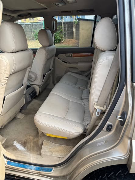 A picture of Firstbody 2008 Lexus GX470 with Auxiliary