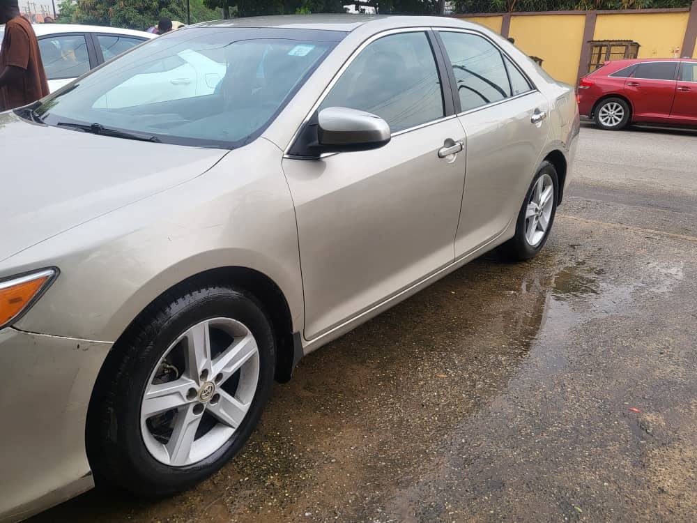 A picture of 2014 Toyota Camry Registered