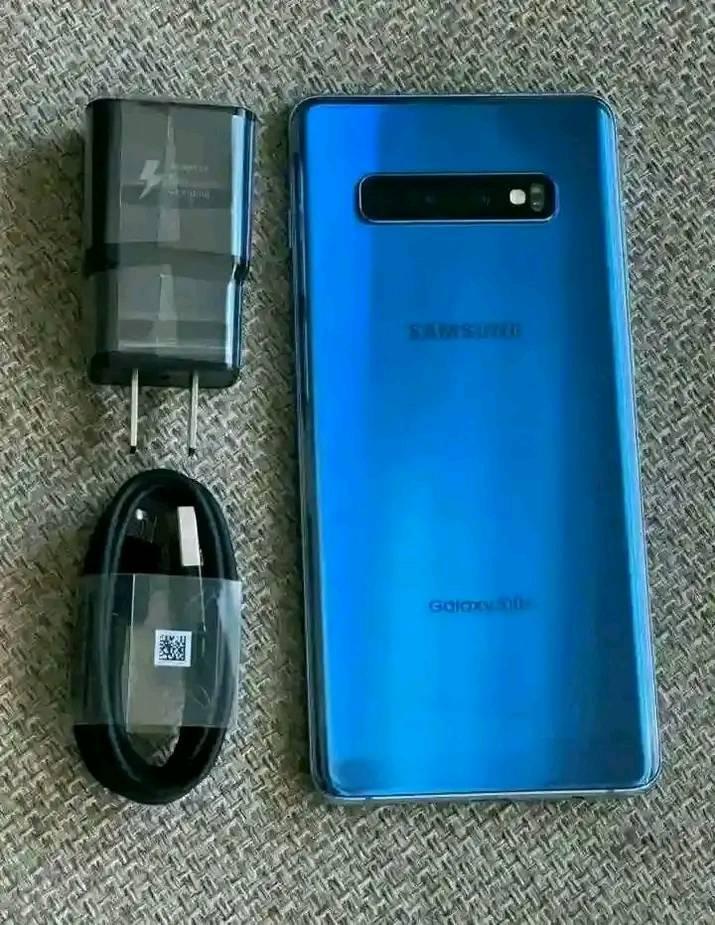 A picture of SAMSUNG GALAXY S10 PLUS ON PROMO PRICE