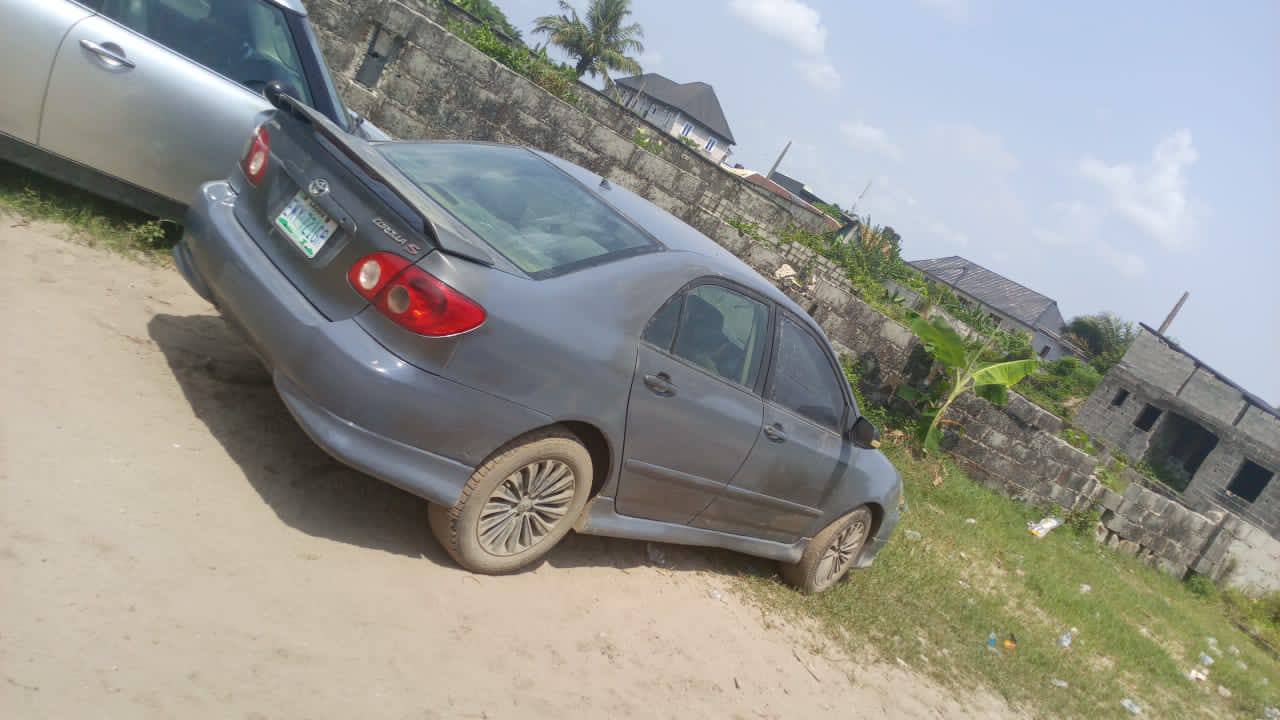 A picture of 2006 Toyota Corolla Sport Everything is perfect condition 4 2m