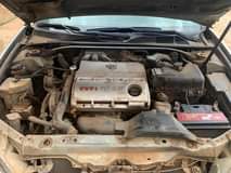A picture of Toyota Camry 04 v6 engine First body engine and gear