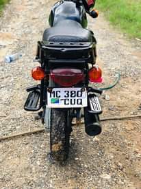 A picture of Nauza pikipiki yangu hio kalii Bei 800k tu Piga 0716905513