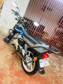 A picture of Tvs cc125 