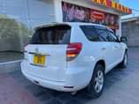 A picture of FOR SALE TOYOTA VANGURD TSH 23 5ML CC 2360 YEAR