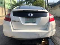 A picture of Honda accord crosstour 2012 Untouched engine and gear Chilling ac