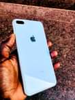 A picture of iPhone 8 Plus at 350k