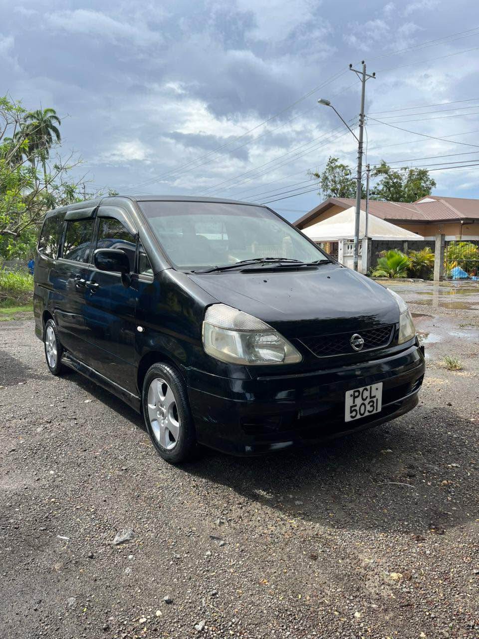 nissan serena