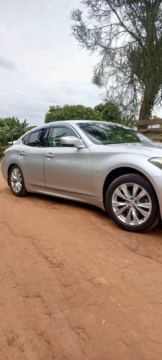 A picture of Nissan Fuga 2010