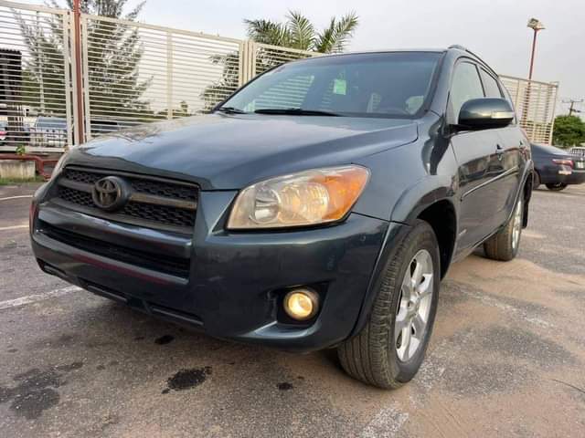 A picture of 2011 Rav4 2011