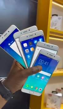 A picture of OPPO F1S