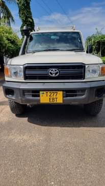 A picture of Toyota Landcruiser LX 2017 Ihz Inauzwa 117M Call 0714 562181