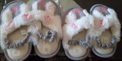slippers