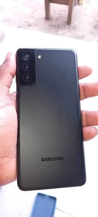 samsung s21