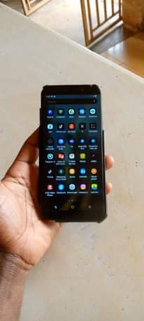 A picture of Samsung S9 